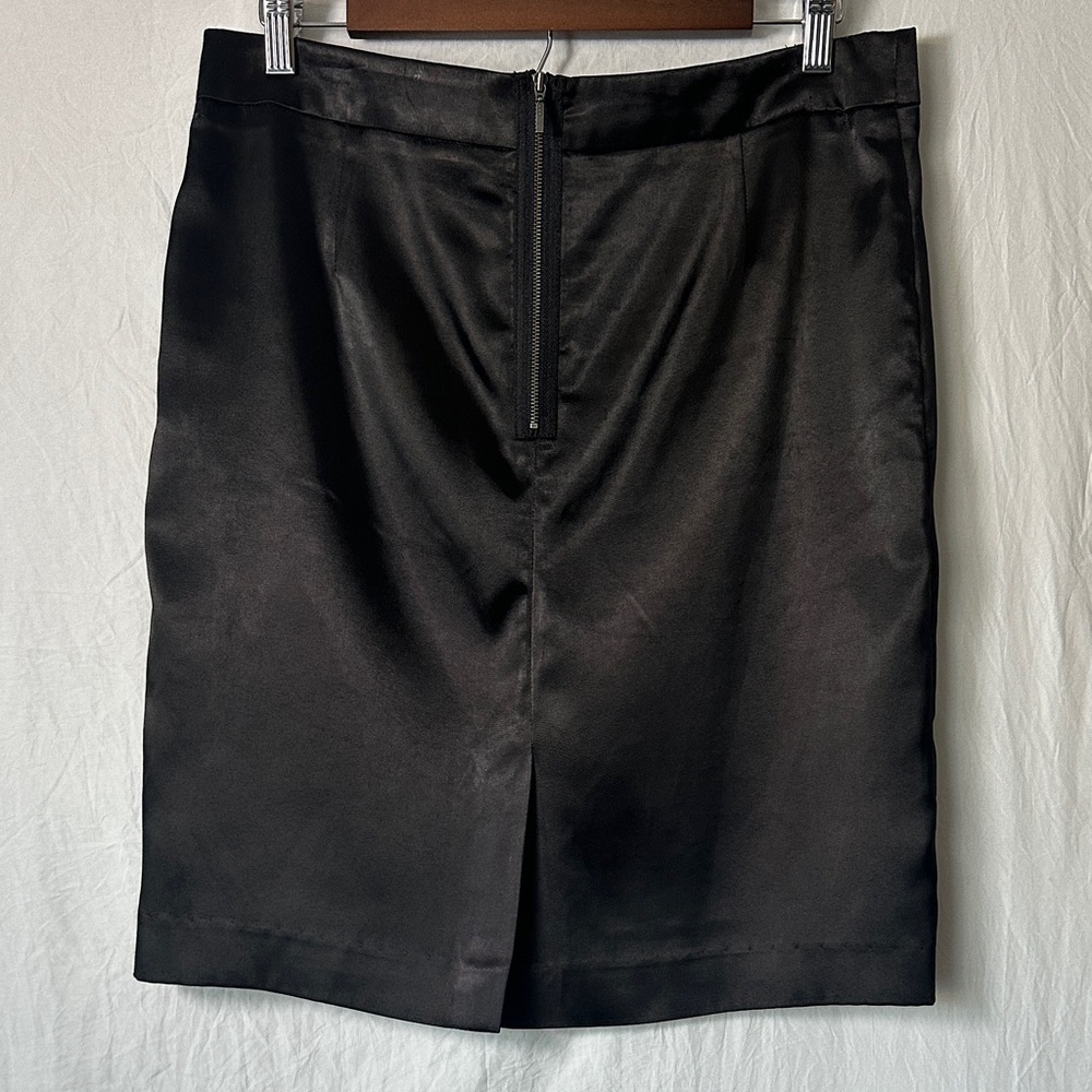 Saks Fifth Avenue Elegant Black Pencil Skirt - Picture 3 of 6